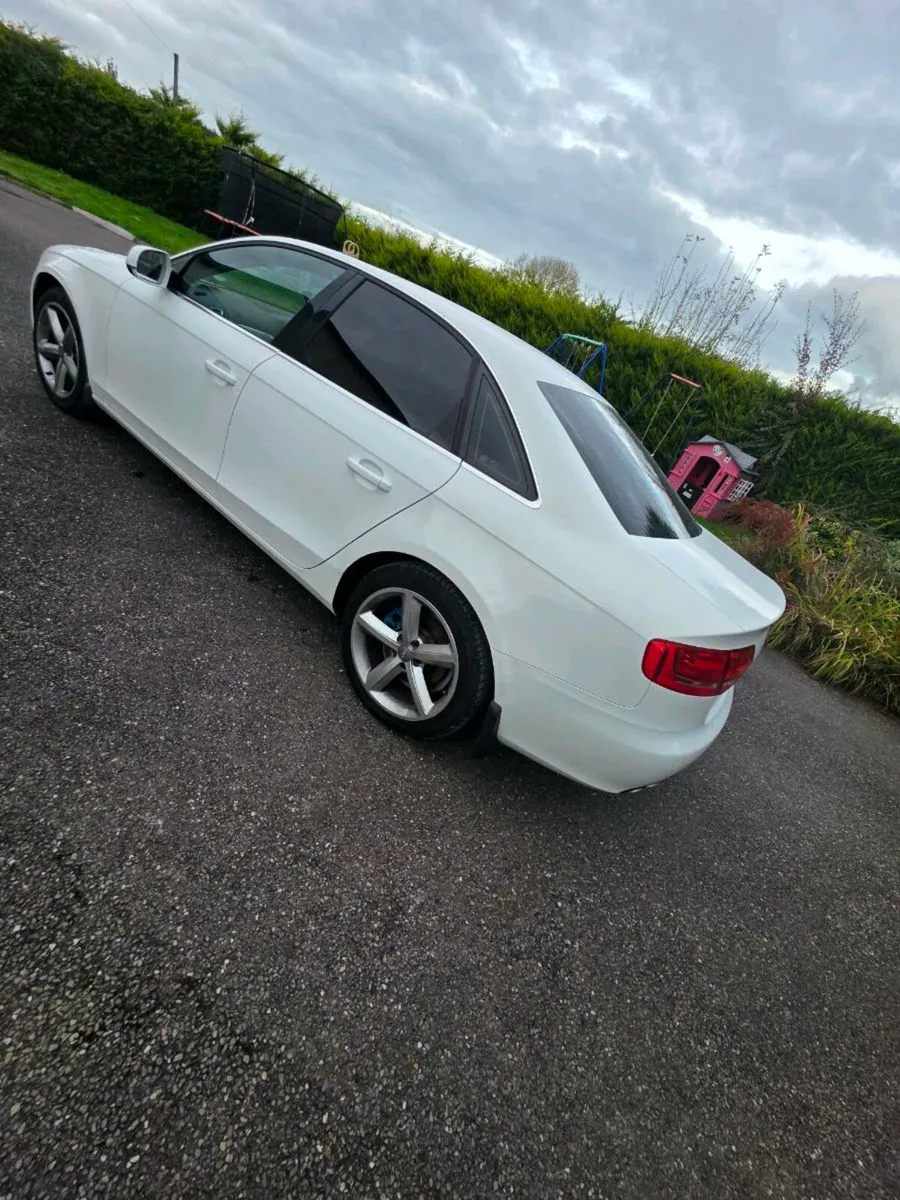 Audi a4 2.0l desel 2011 - Image 2