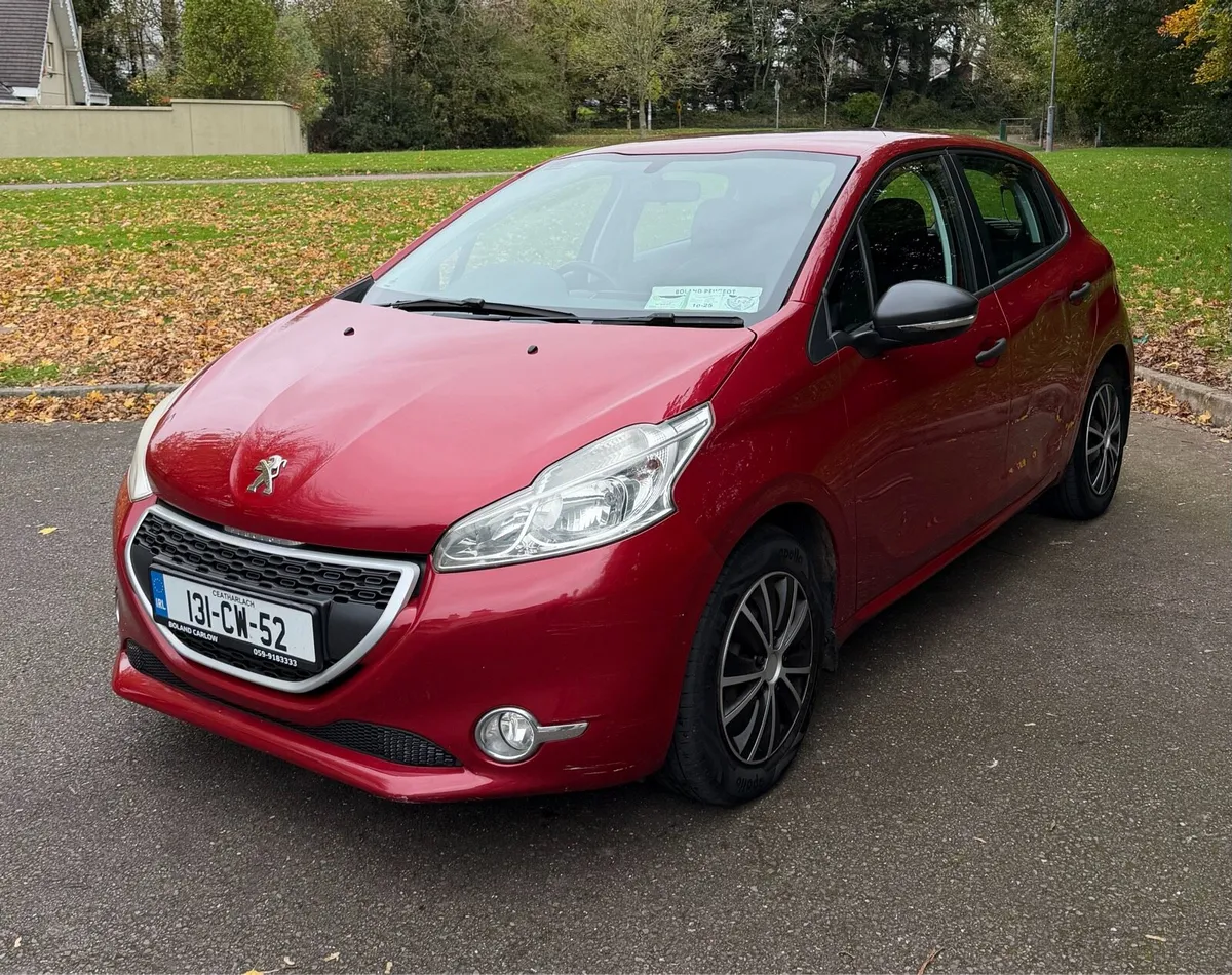 Peugeot 208 1.2 learner friendly low km !!! - Image 1