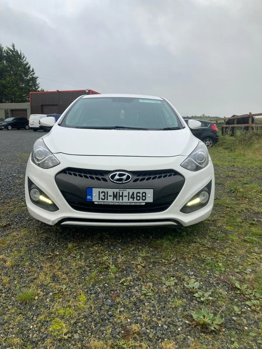 Hyundai i30 van - Image 1