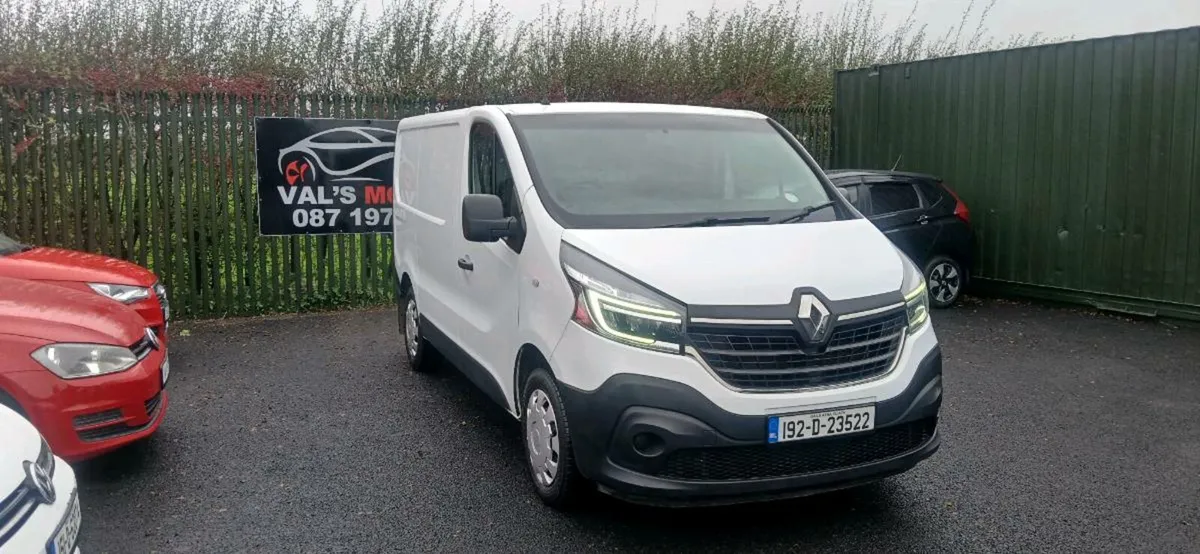 Renault Trafic 2019 Low Mileage New CVRT - Image 3