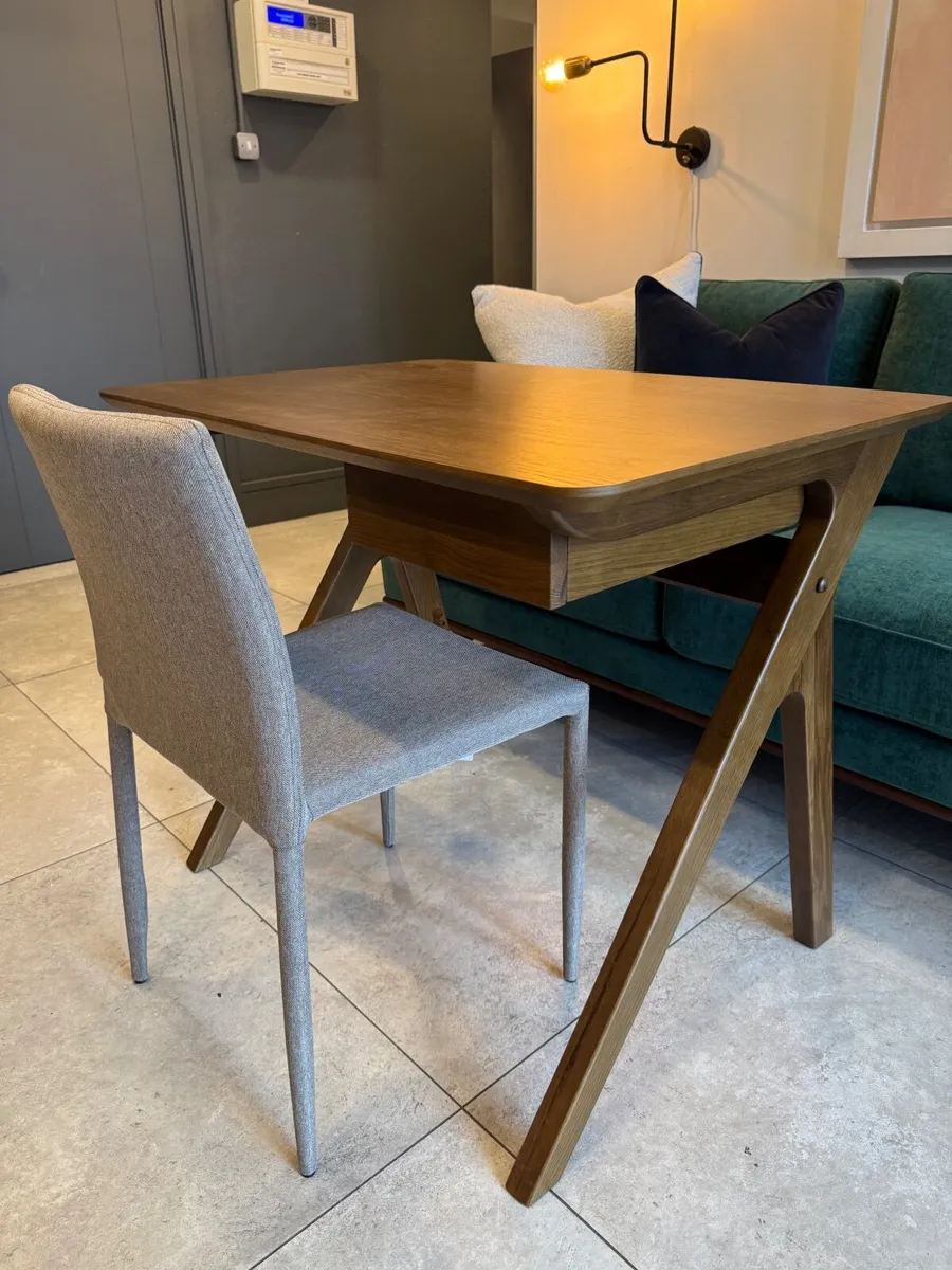 Desk - Image 1