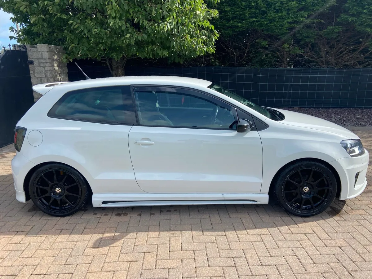 Volkswagen Polo - Great Condition - Low Mileage - Image 4