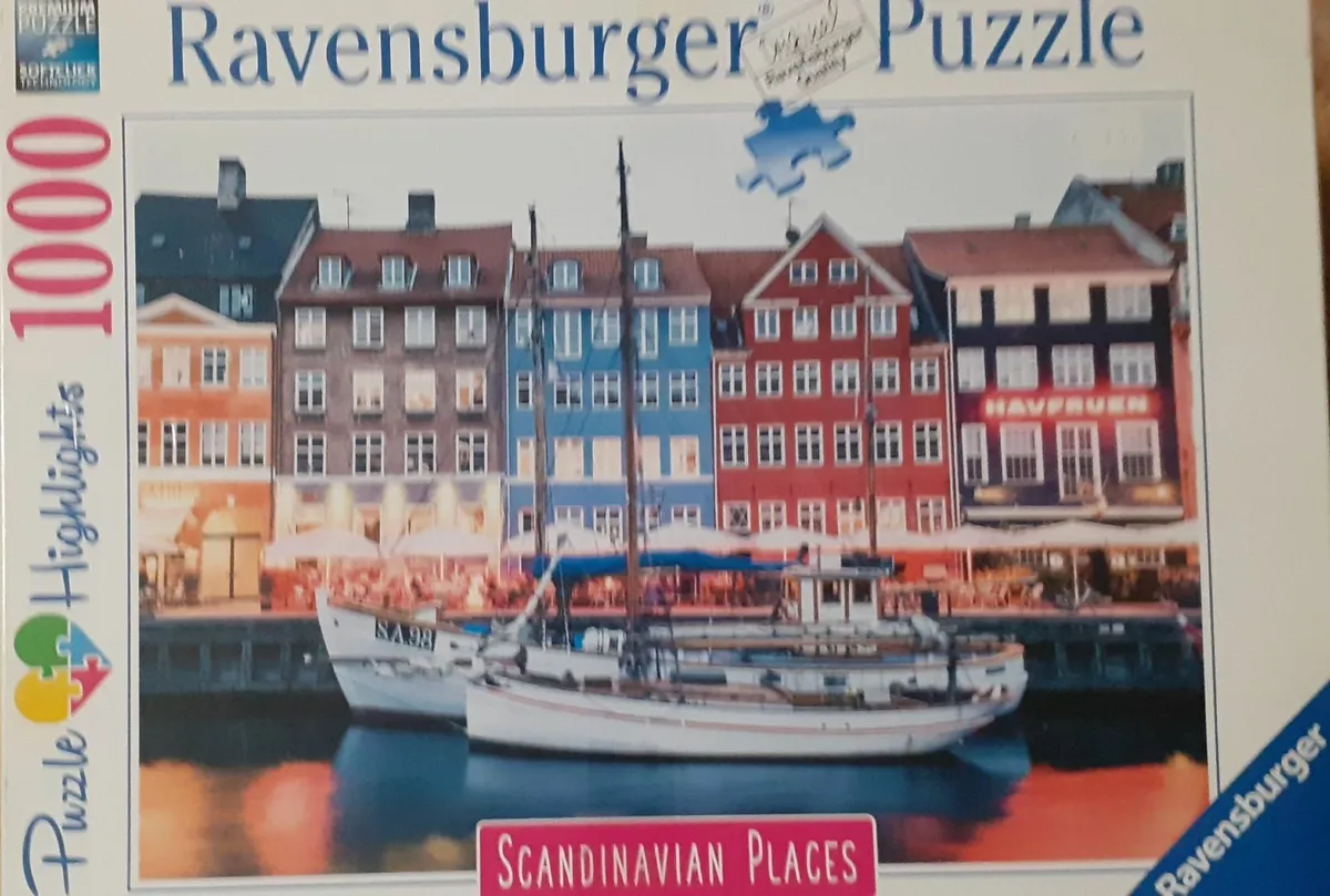 1000 piece jigsaws - Image 1