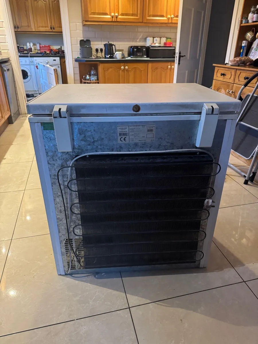 Chest Freezer - Image 2