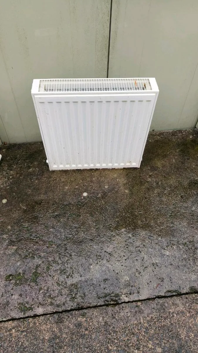2 radiators - Image 2