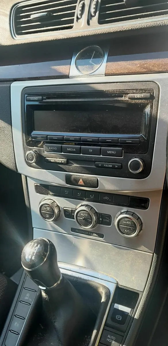Volkswagen Passat  Estate 2014 - Image 3