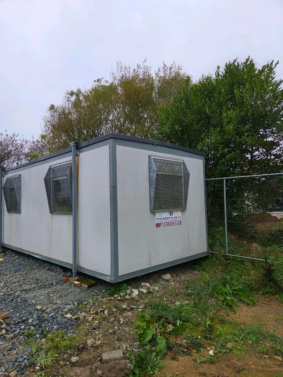 Office cabin - Image 2