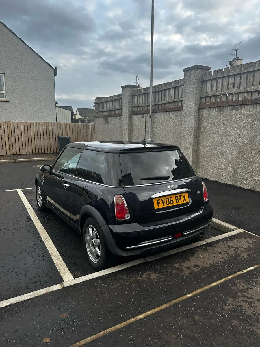 Mini one 1.6 seven edition - Image 4