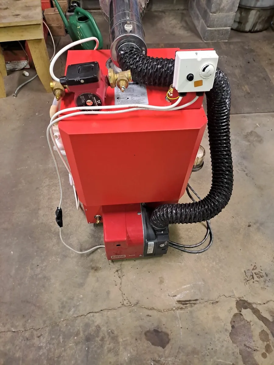 Oil boiler - Image 1