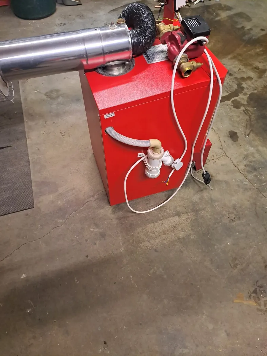 Oil boiler - Image 3
