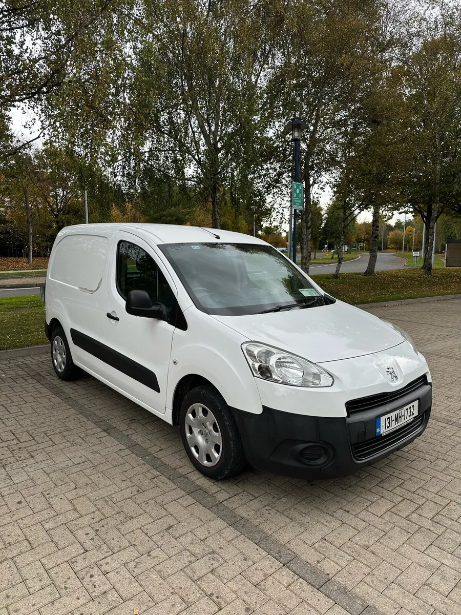 Peugeot Partner - Image 1