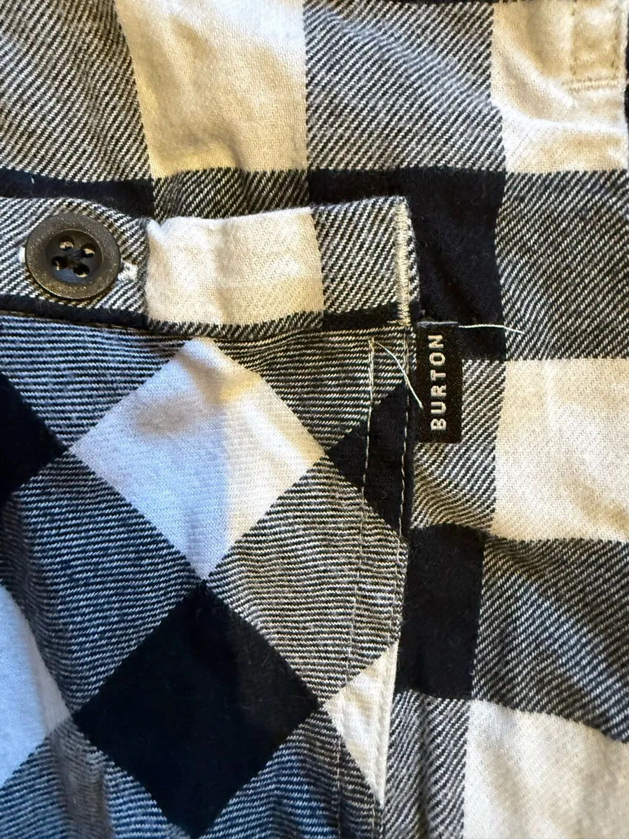 Men’s Burton Medium Shirt - perfect - Image 2