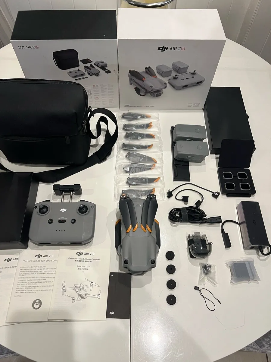 DJI MAVIC AIR 2s in excellent condition - Image 1