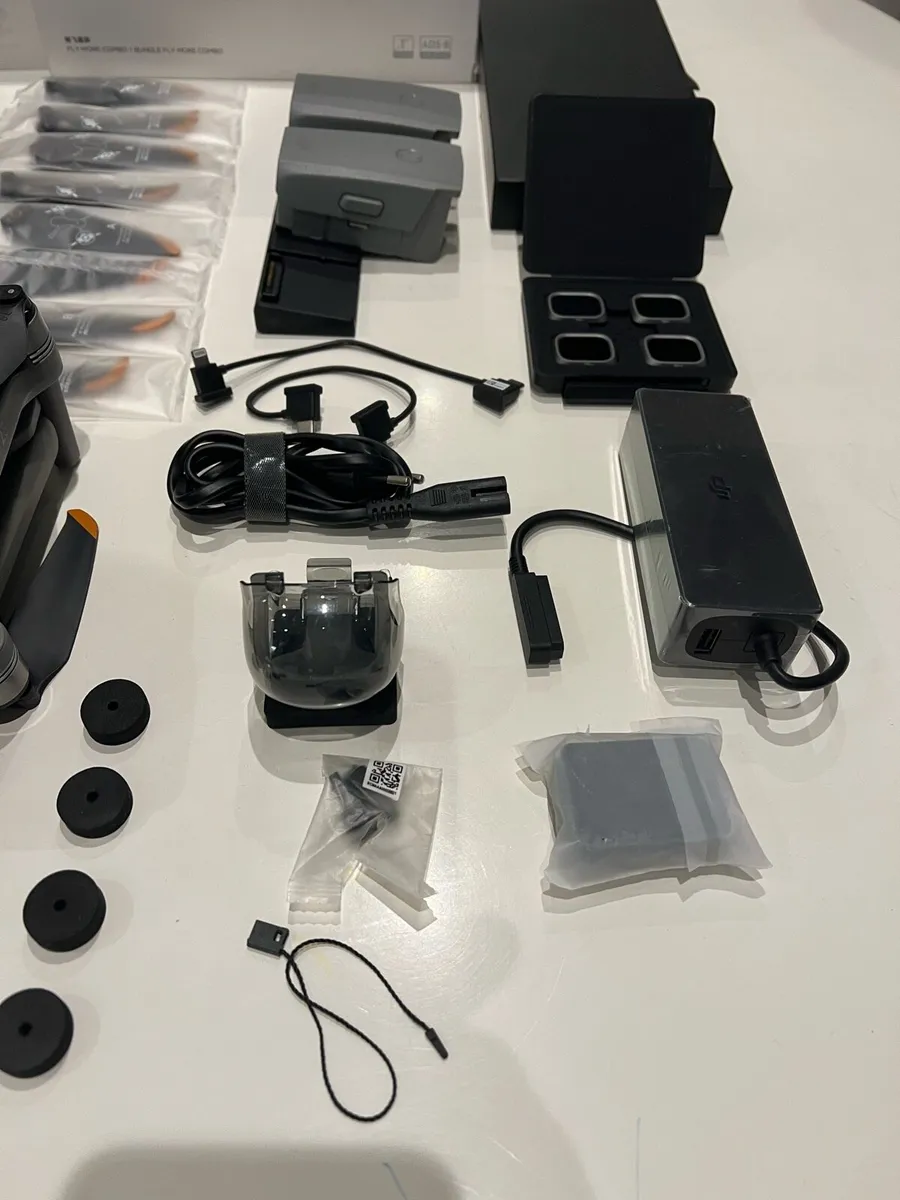 DJI MAVIC AIR 2s in excellent condition - Image 4