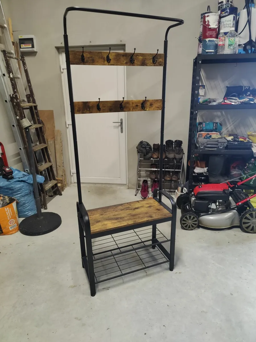 Hall coat and shoe rack - Image 1