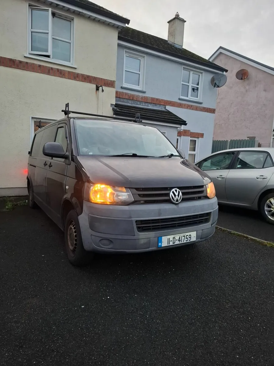 Volkswagen Transporter 2011 - Image 1
