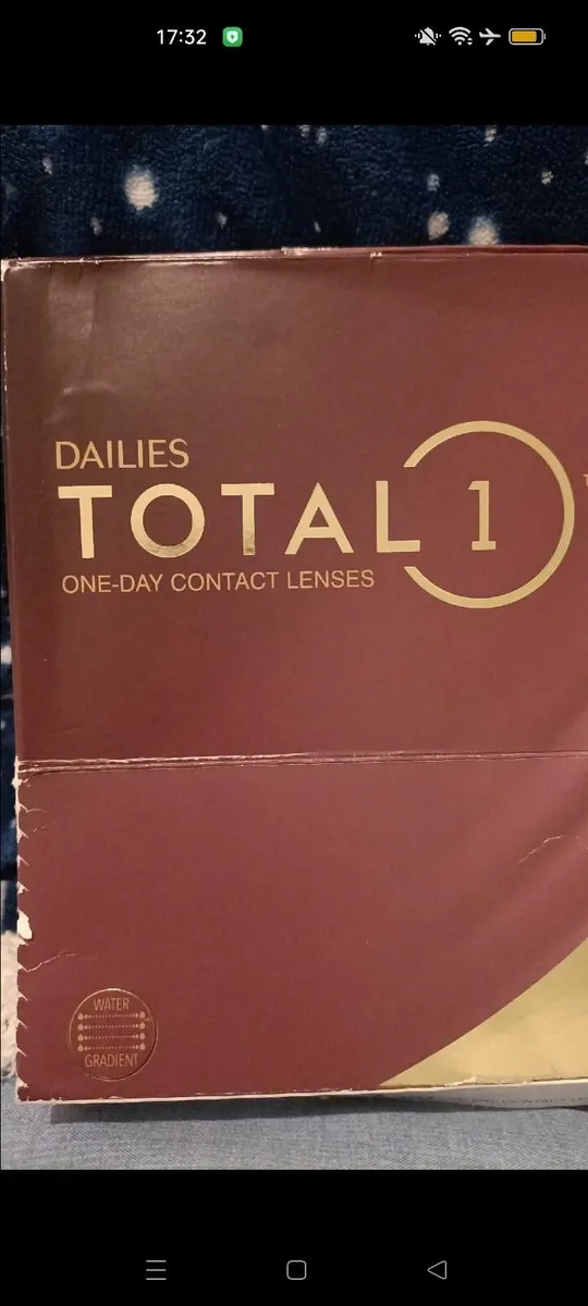 Contact lenses - Image 2