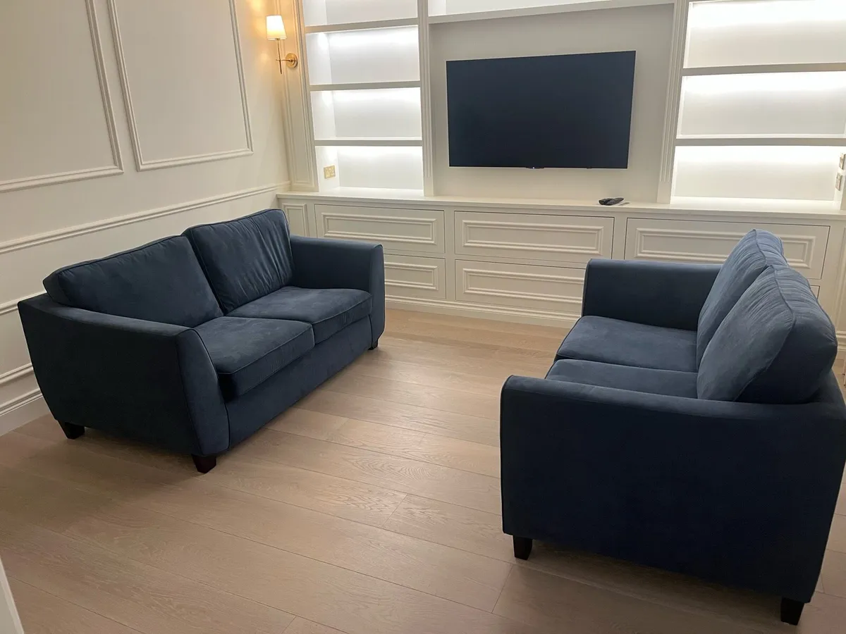 Sofa - Image 4