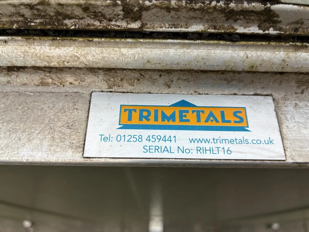 Bike shed (trimentals brand) - Image 4