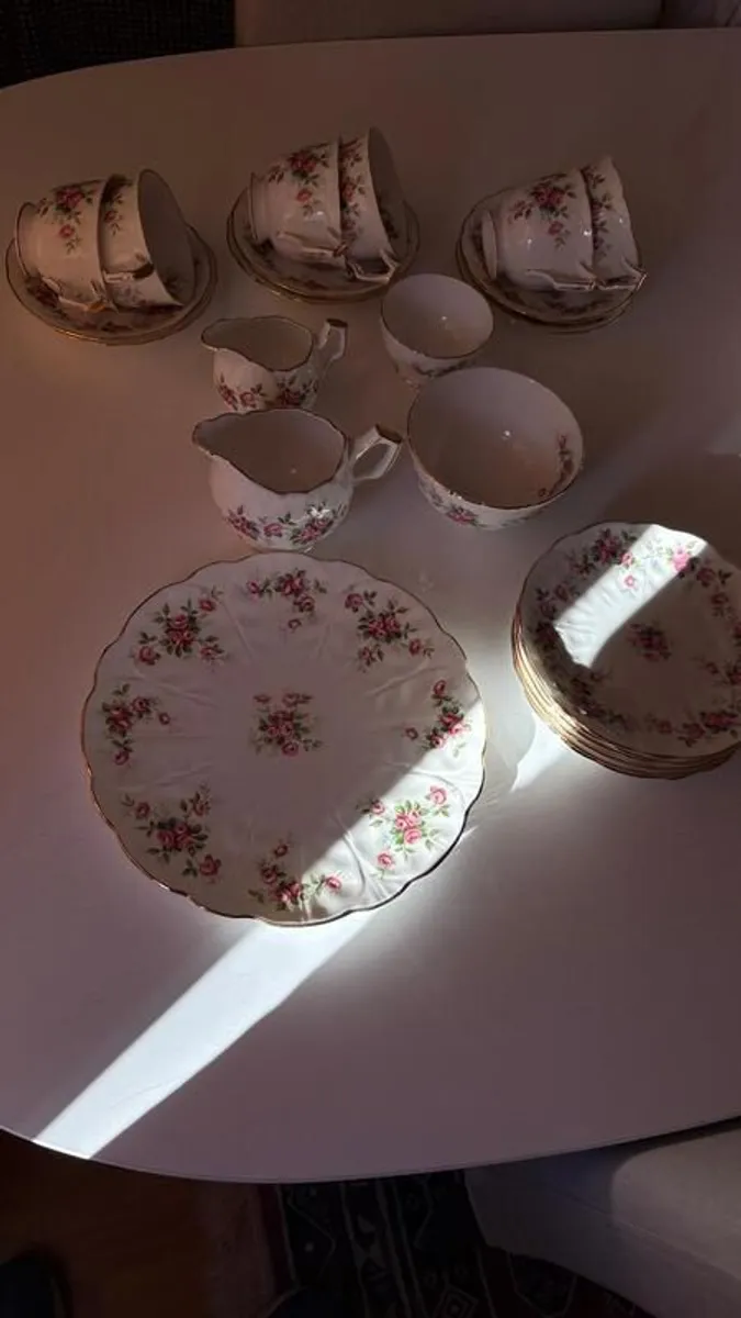 Aynsley Tea Set - Image 3