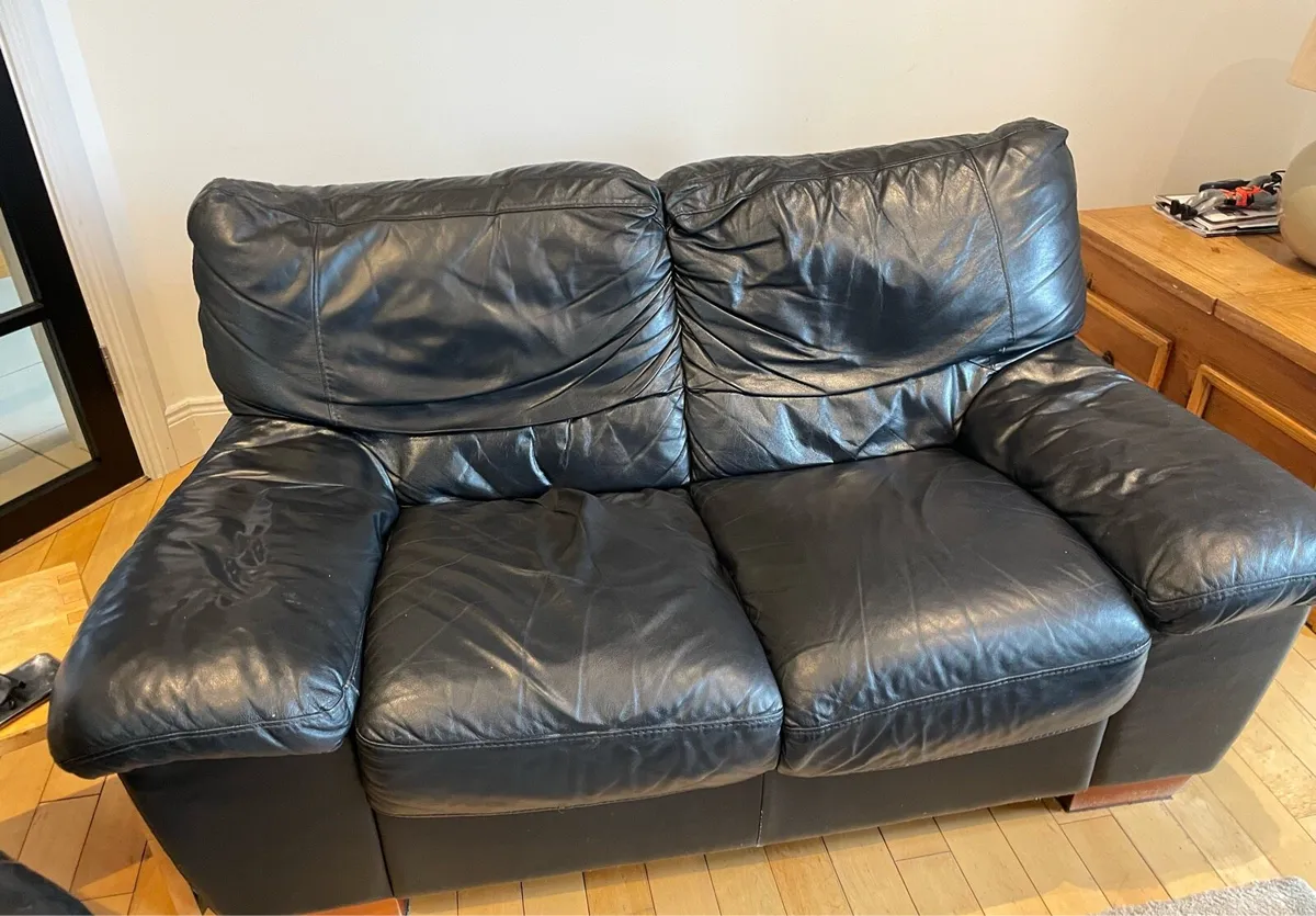 Leather suite - Image 2