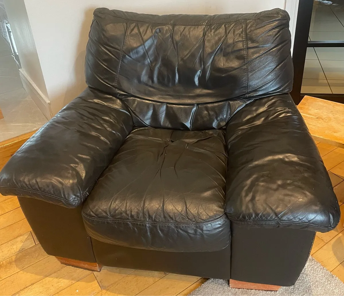 Leather suite - Image 3