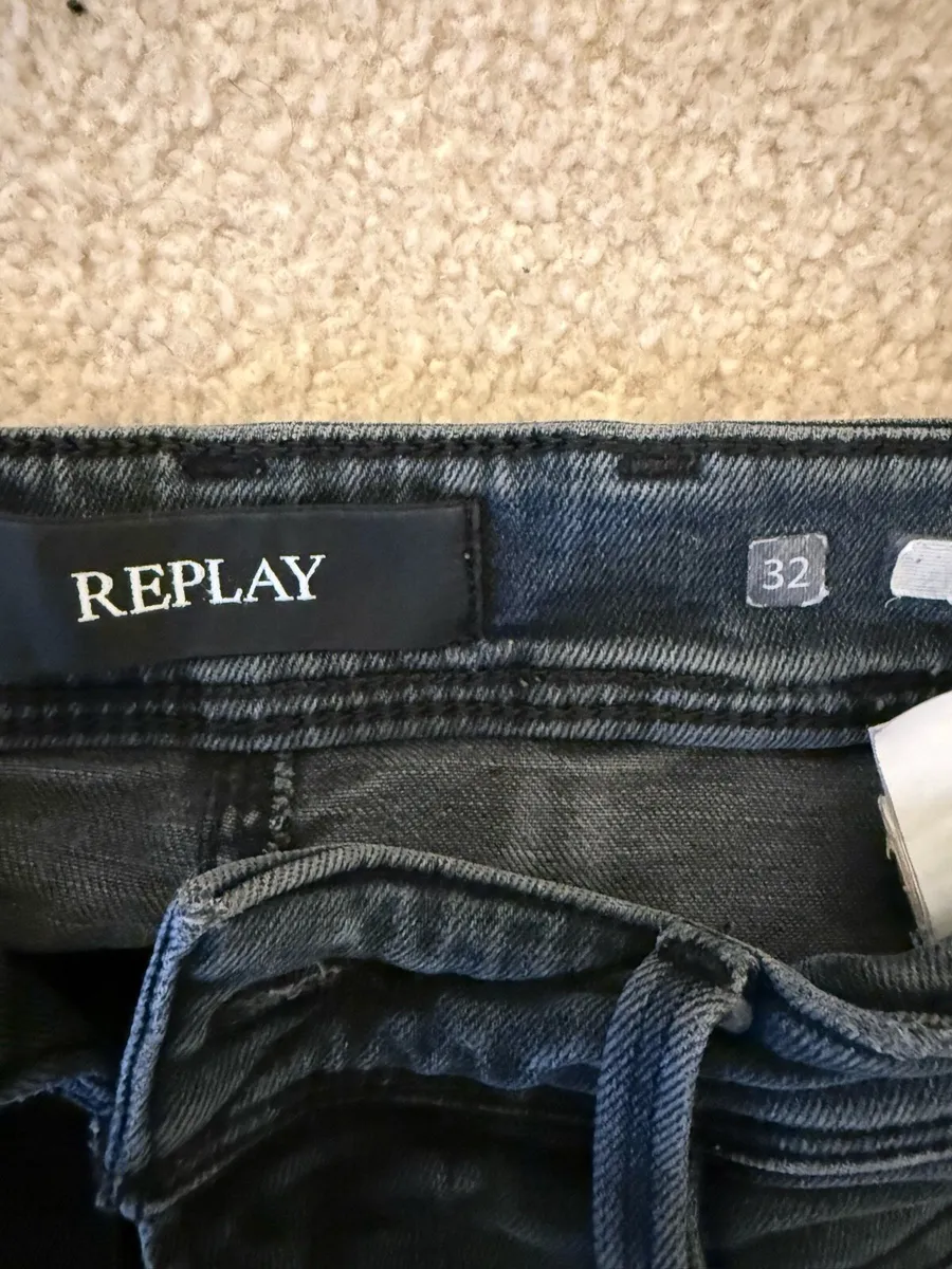 Men’s tight fit black replay jeans 32 32 - Image 2