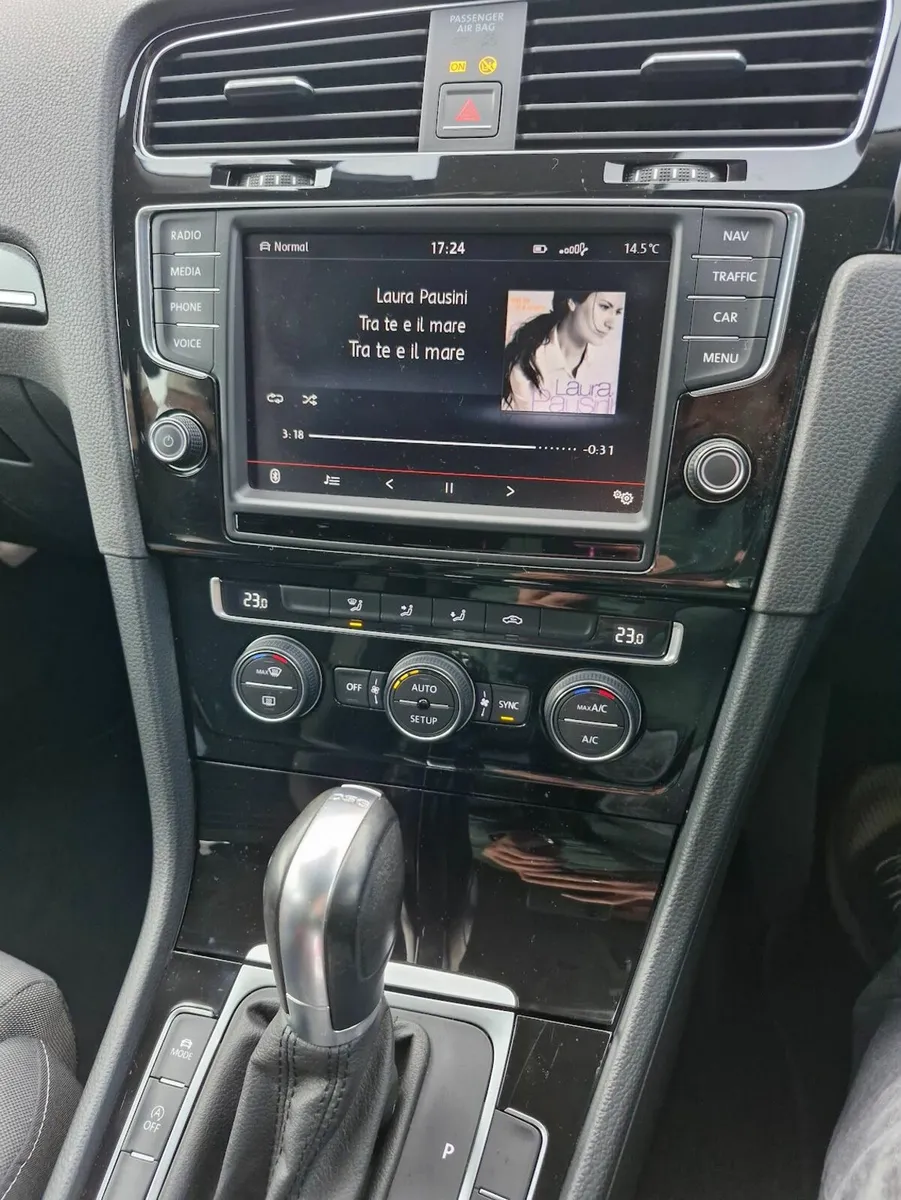 VW GOLF HIGHLINE AUTOMATIC 1.4 PETROL 150 HP 2014 - Image 2