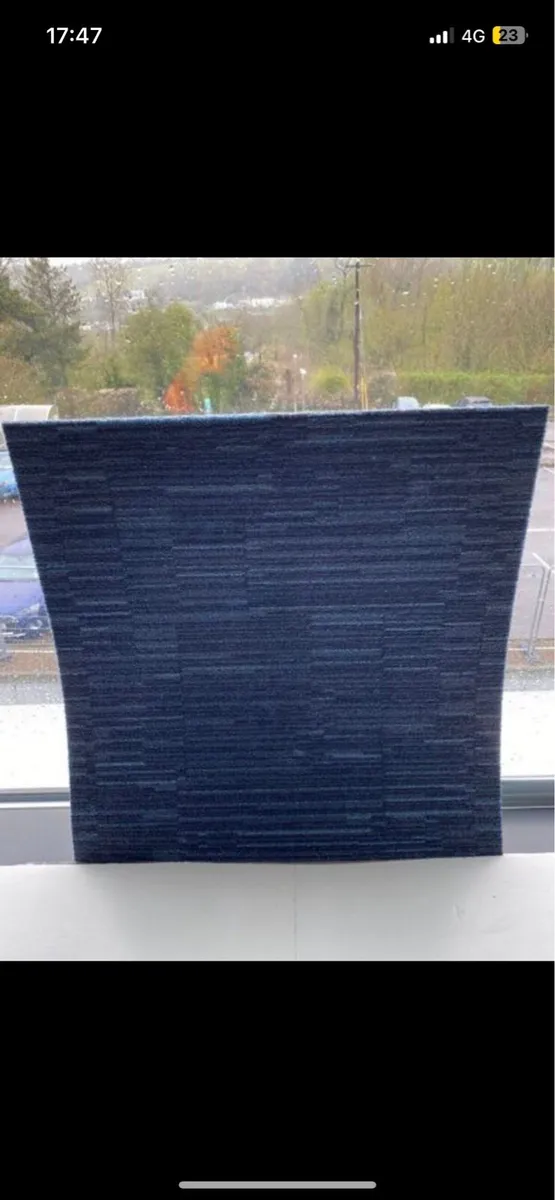 Carpet tiles - Image 1