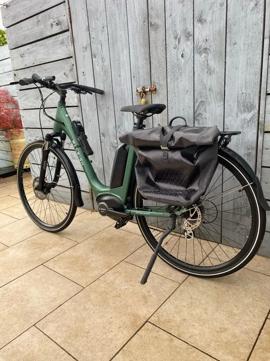 Raleigh Motus Low Step 21.12 E-bike - Image 3