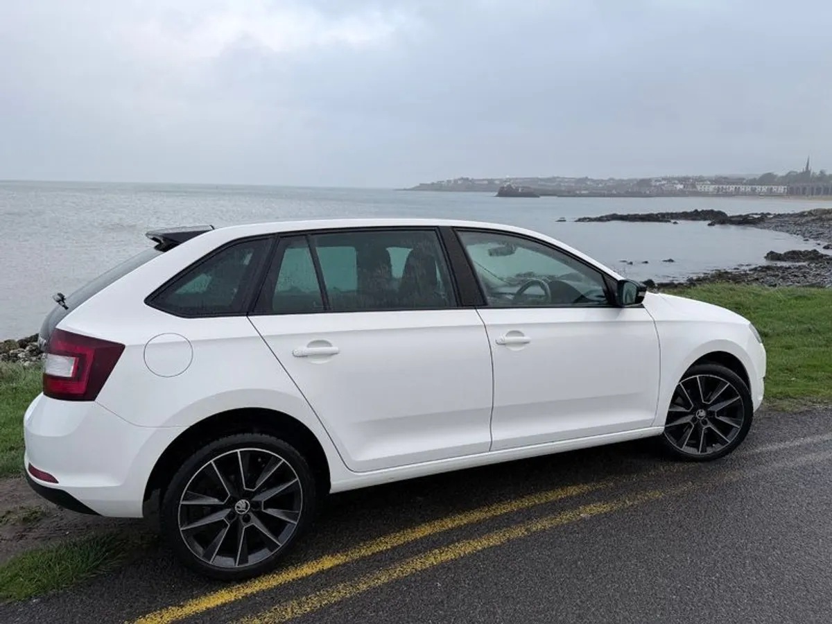 Skoda Rapid SE Sport Spaceback - Image 3