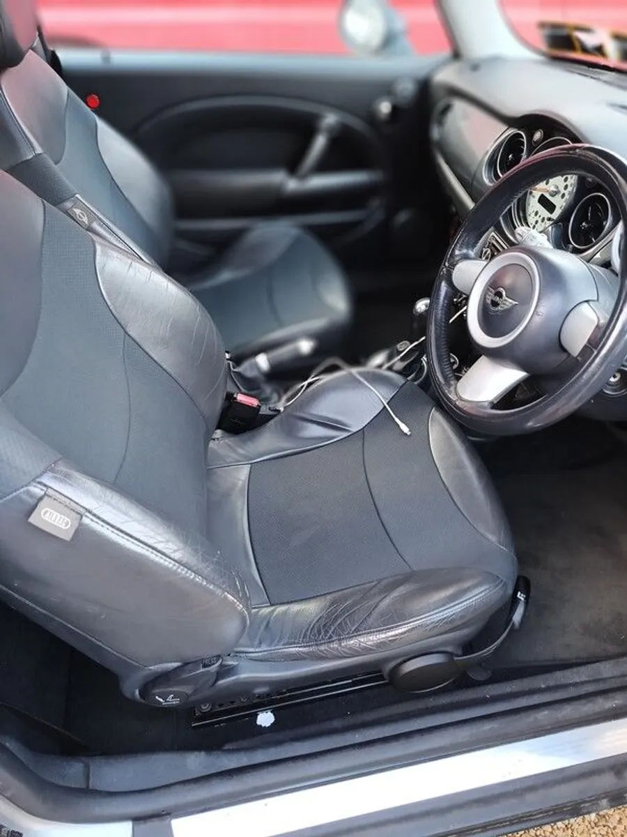 Mini Cooper Automatic - Image 4