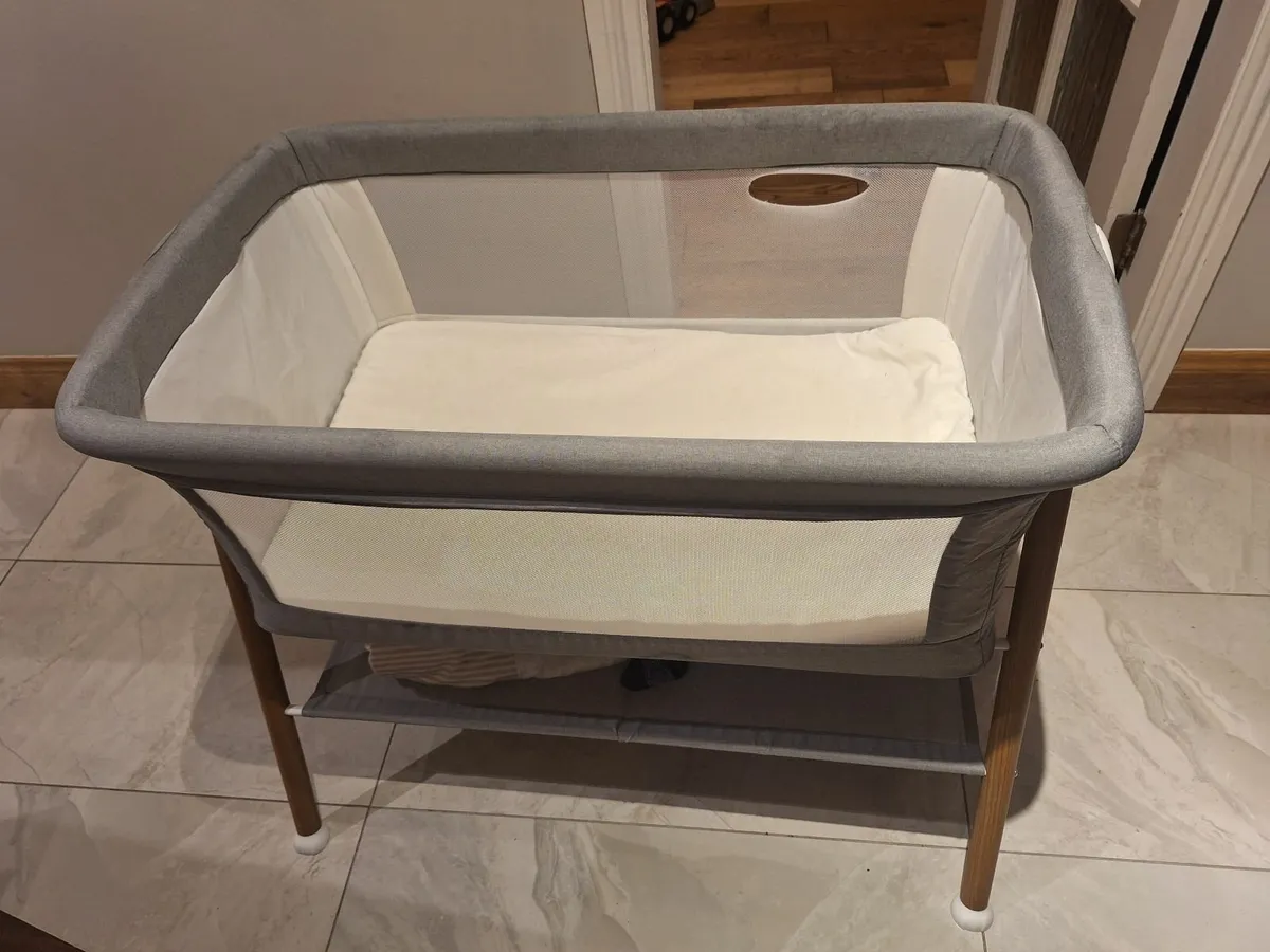 Crib - Image 3