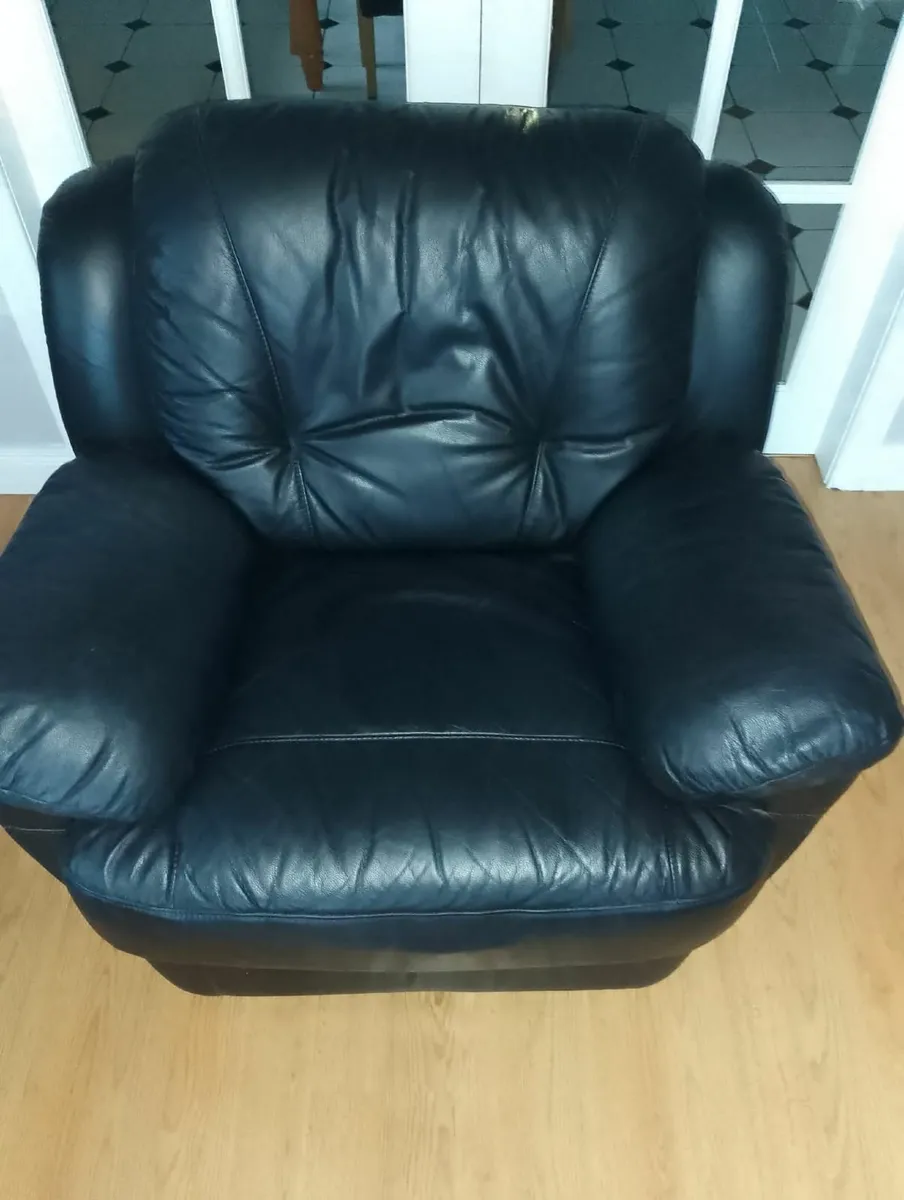 Leather armchair - Image 2