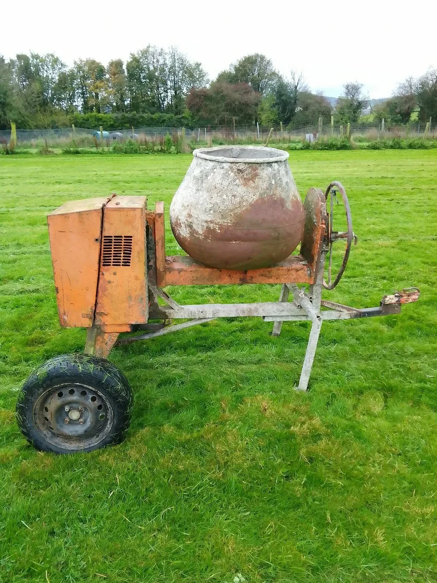 Cement mixer - Image 2