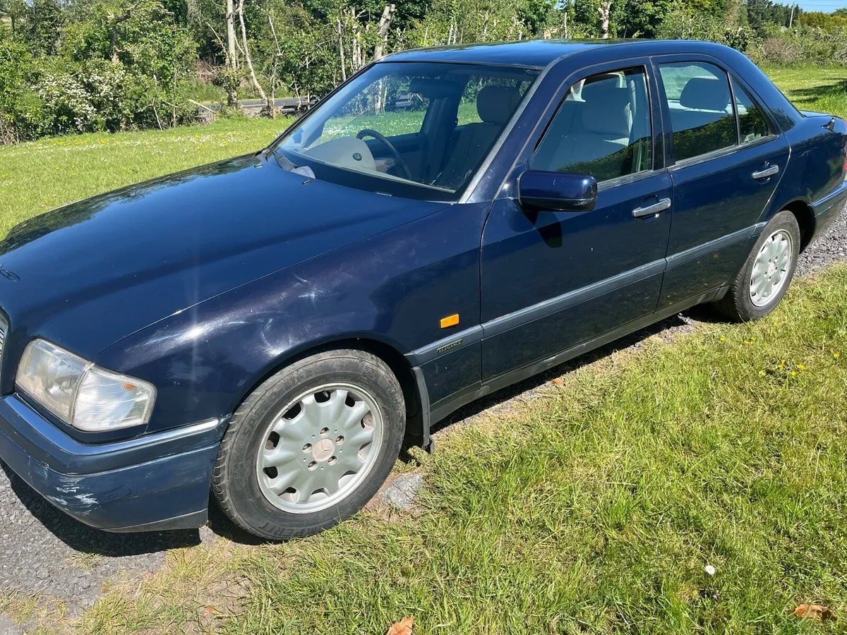 Mercedes c220 diesel consider swap - Image 1