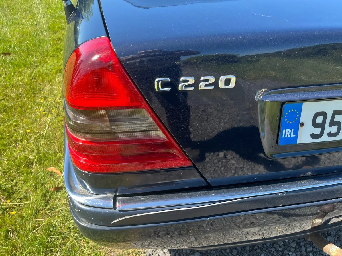 Mercedes c220 diesel consider swap - Image 2