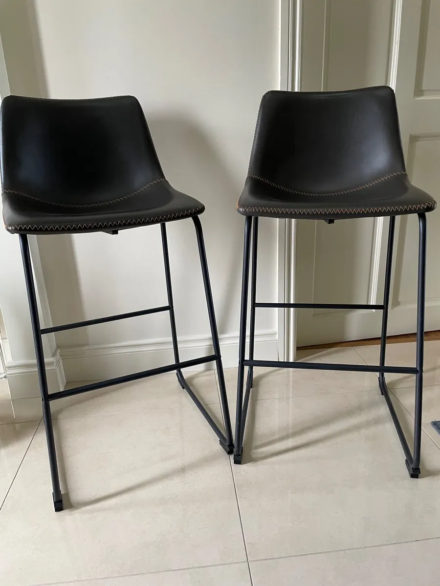 Bar stools - Image 1