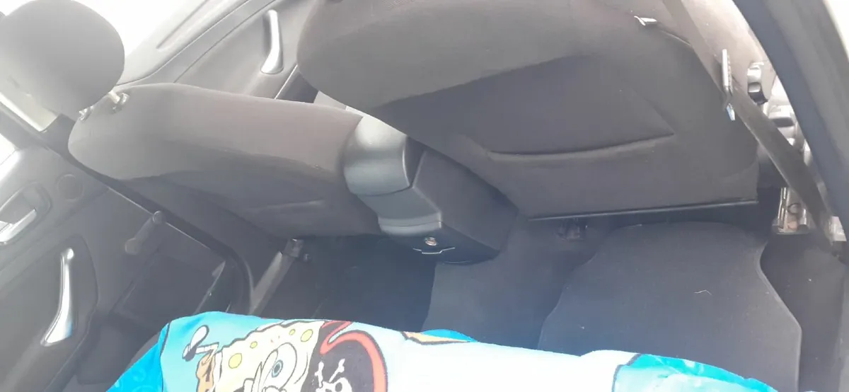 Ford Mondeo 2010 - Image 4