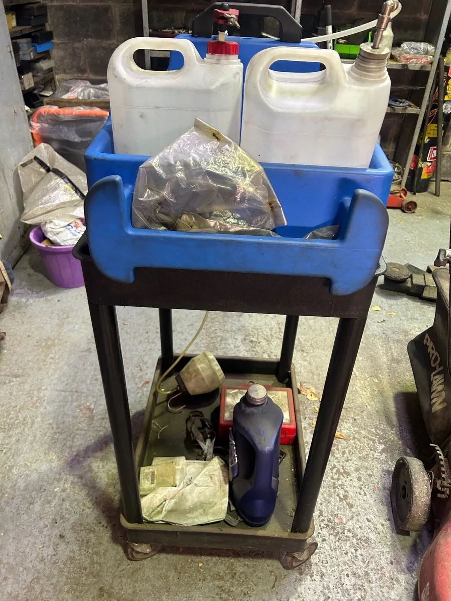 Break fluid changing machine - Image 2
