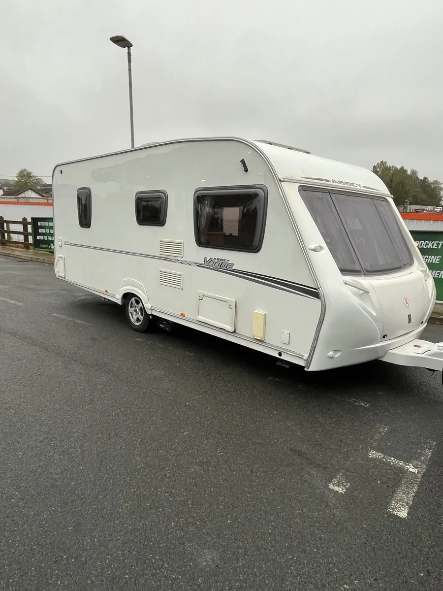 2008 Abby fixed bed for only £4,700 - Image 1