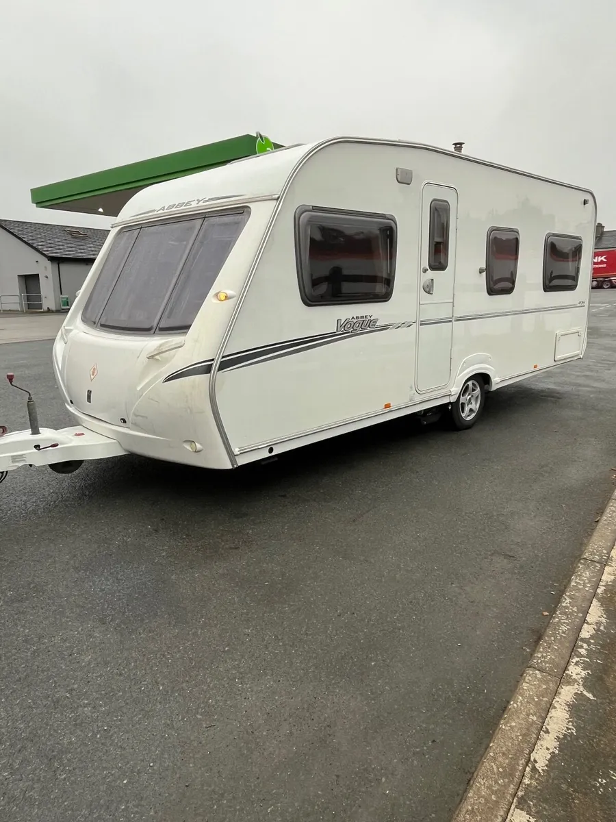 2008 Abby fixed bed for only £4,700 - Image 2