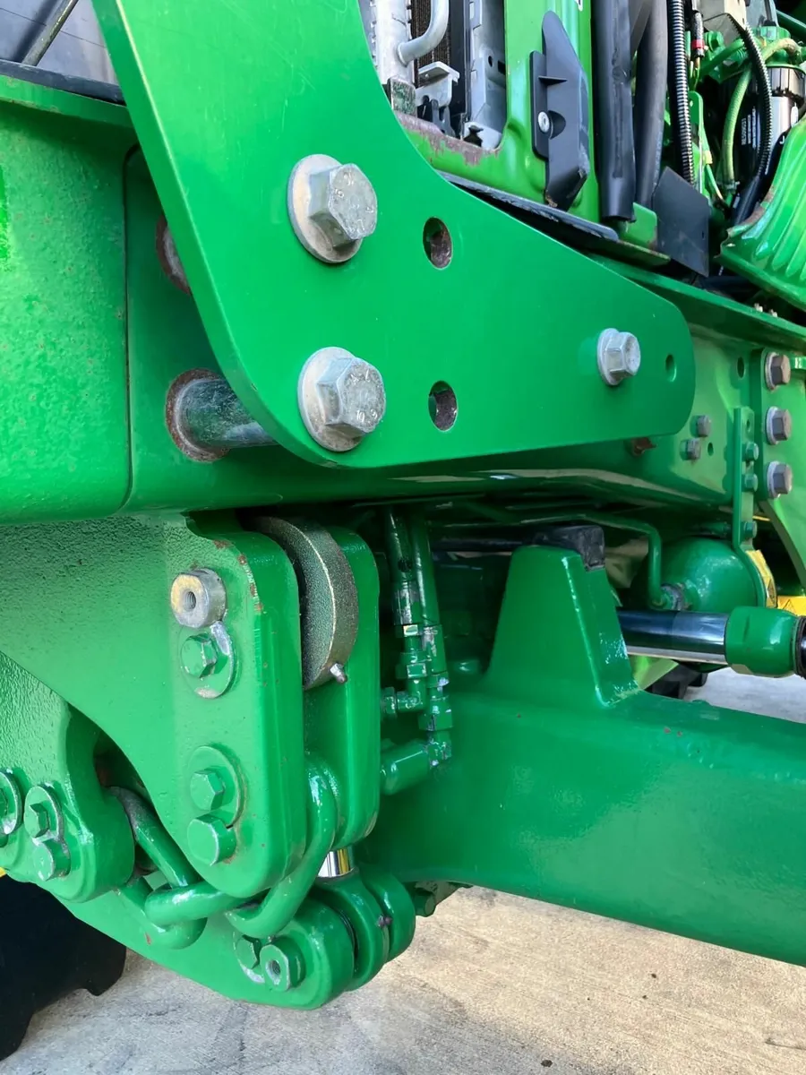 John Deere 6420S ''Exceptional '' only 5180hrs - Image 4