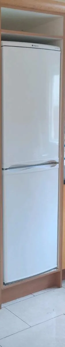 Fridge freezer Hotpoint TYPE CM02 - Image 2