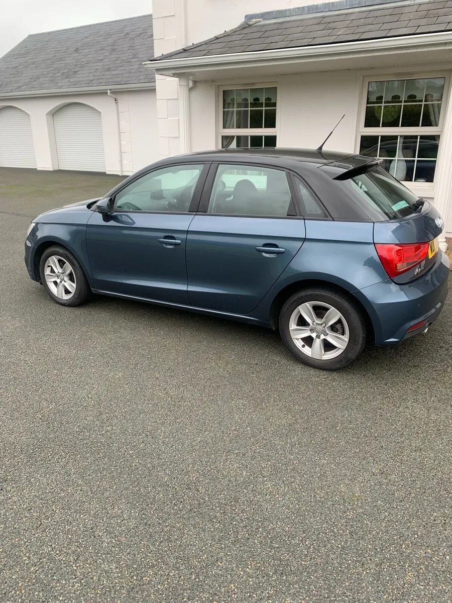 Car - Image 3