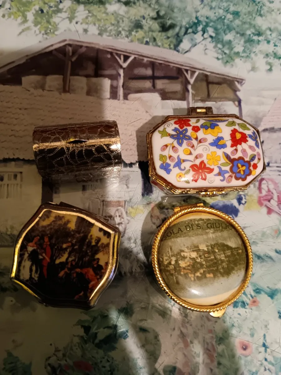 Vintage pill boxs - Image 1