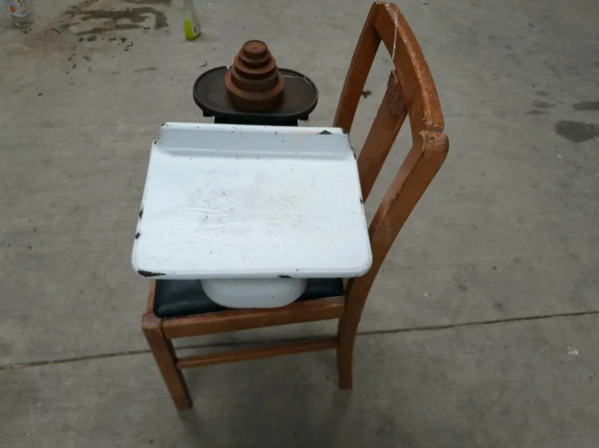Vintage  weighing scales - Image 1