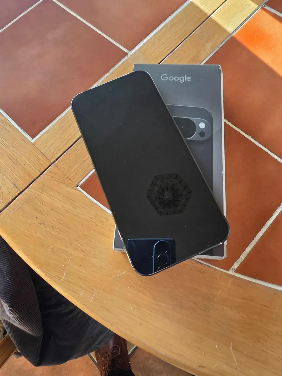 Google Pixel Pro 10 XL 256GB - Image 2