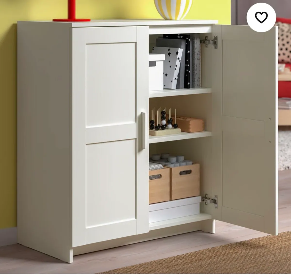 White cabinet - Image 3