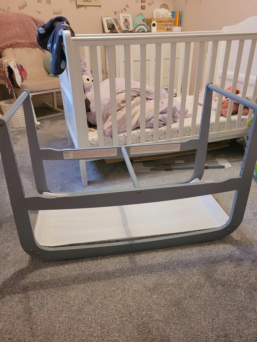 Snuzpod 4 Bedside Crib - Image 4